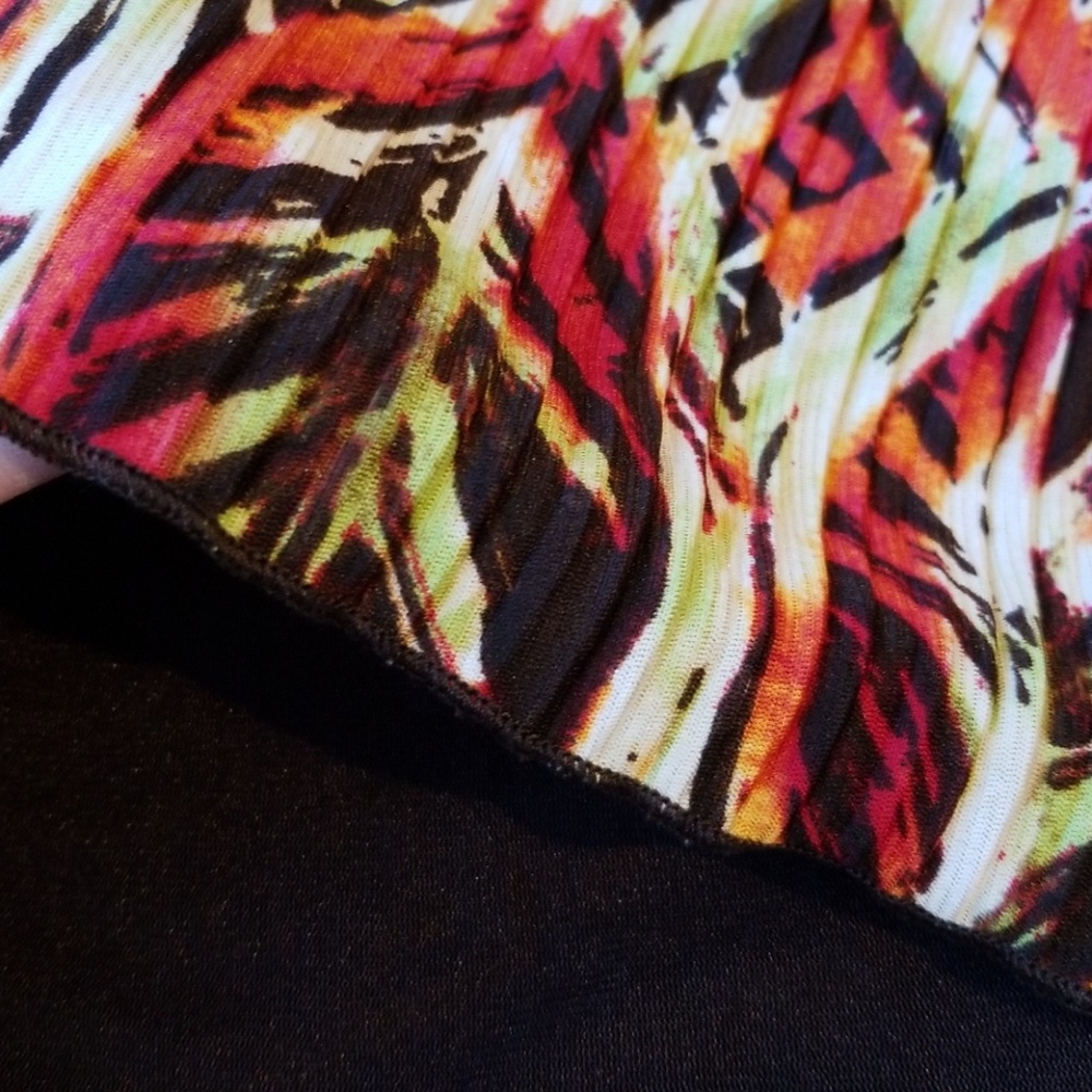 5/$20 JM COLLECTION TANK TOP - Picture 3 of 5